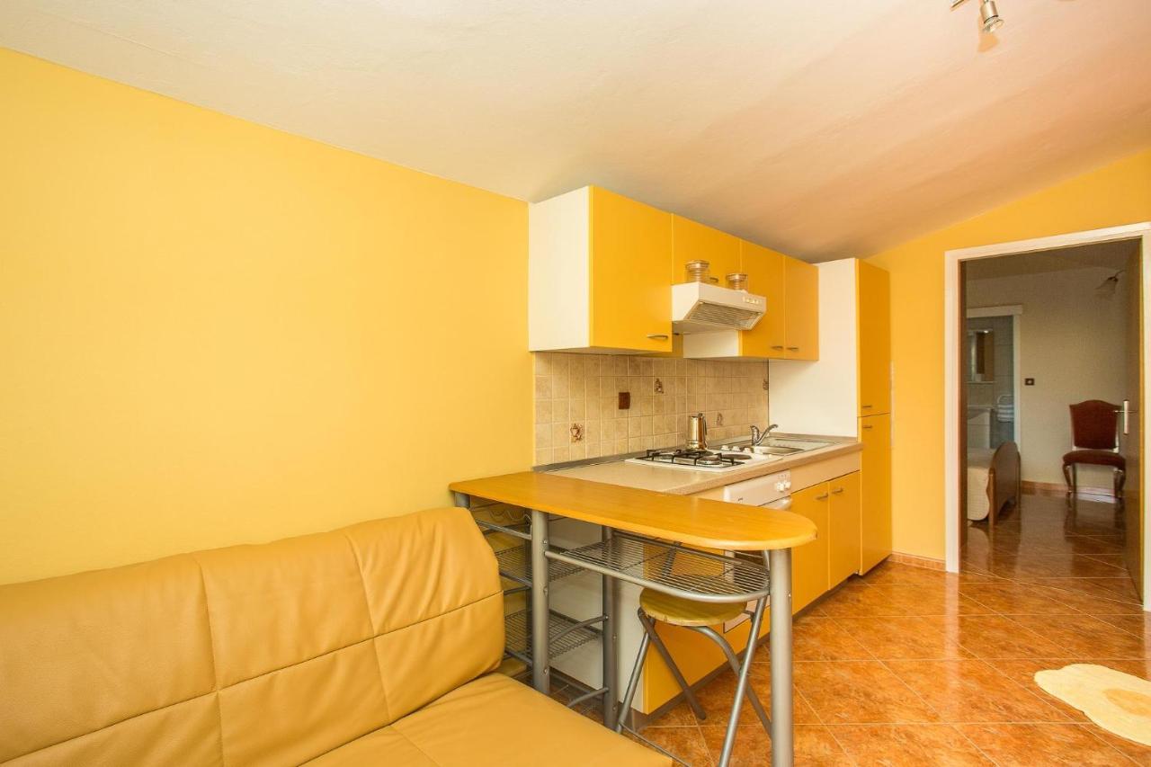 Apartments Nada Palit Exterior foto