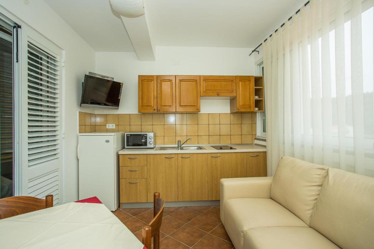 Apartments Nada Palit Exterior foto